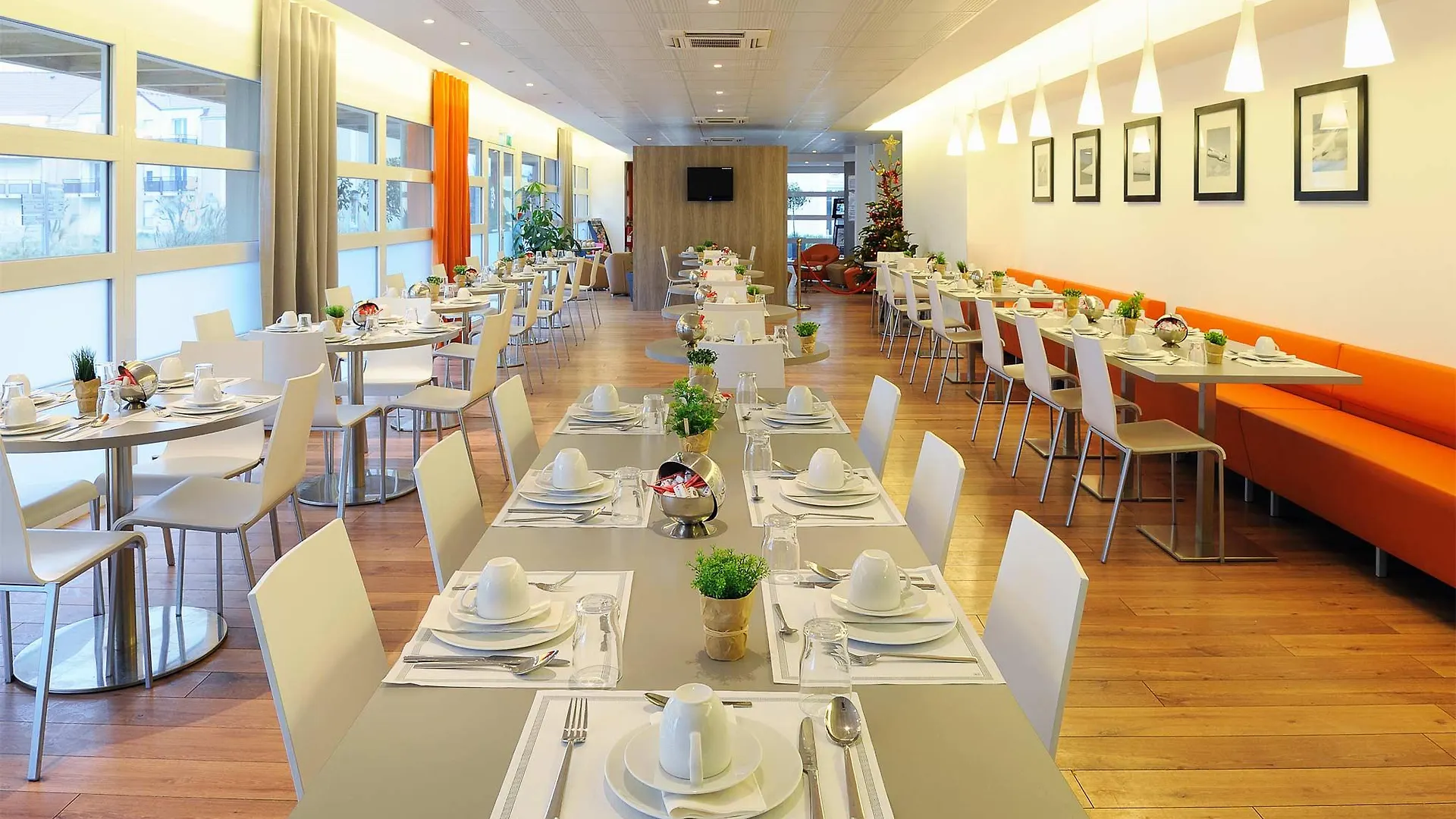 Zenitude Hotel Residences Roissy Village 3*, Roissy-en-France France