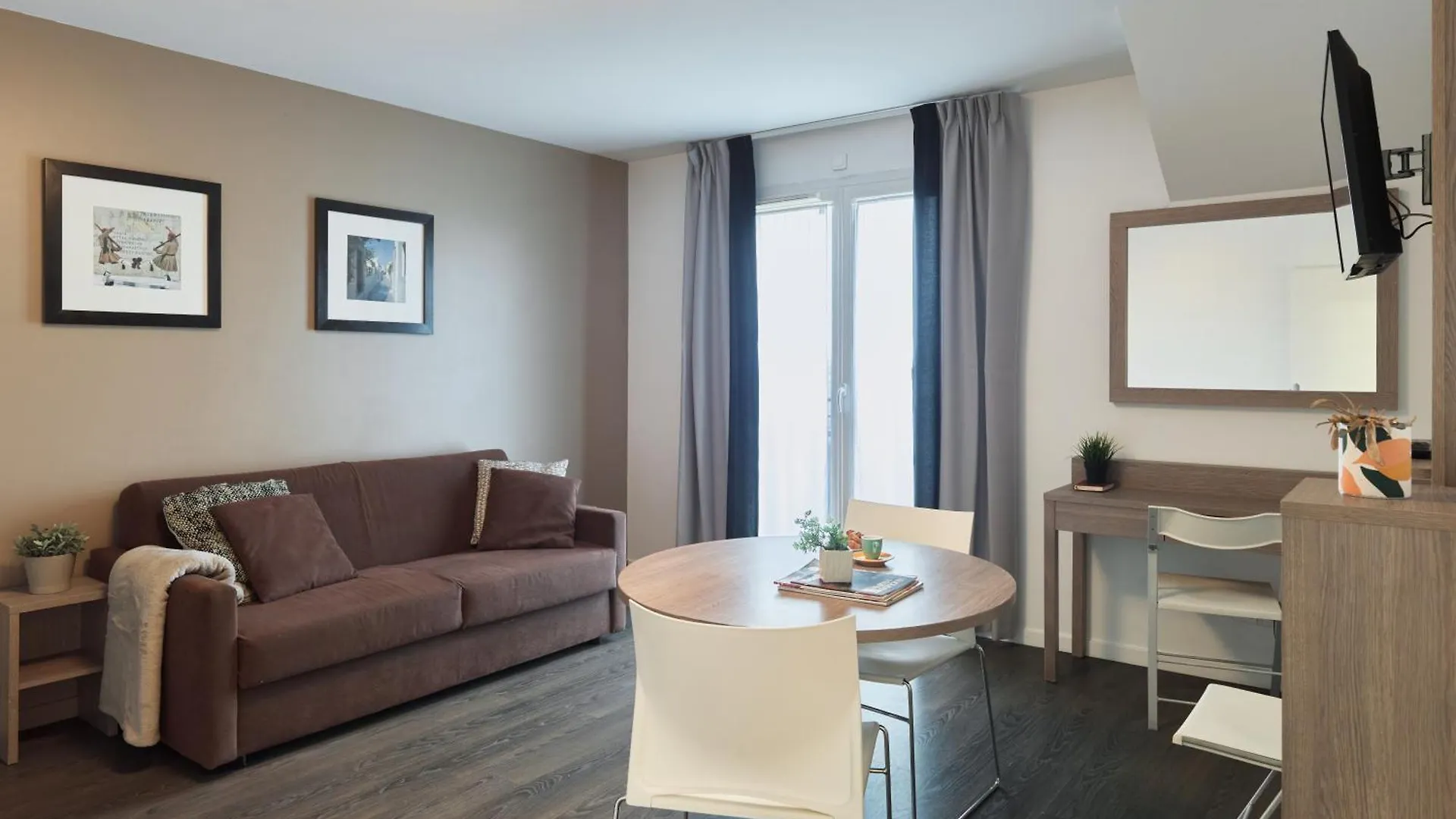 Zenitude Hotel Residences Roissy Village Aparthotel Roissy-en-France