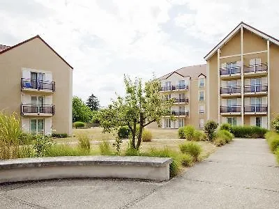 Zenitude Hotel Residences Roissy Village France